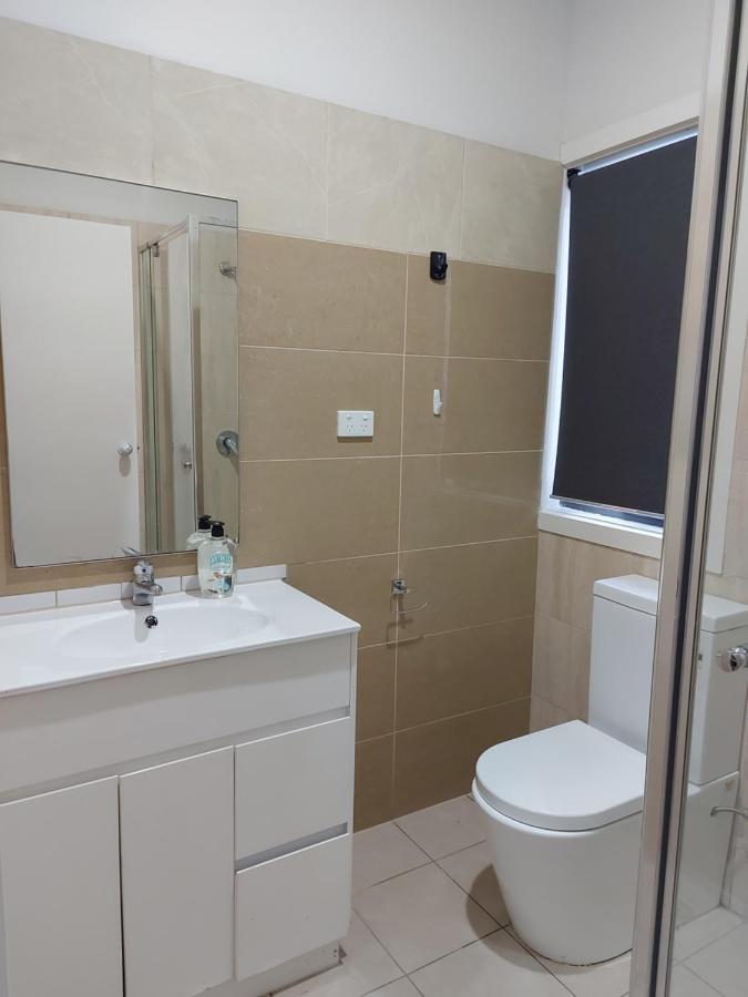 Maruve Guesthouse 12 Min From Melb Airport Melbourne Exterior photo